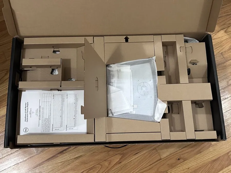Монитор Dell UltraSharp U3223QE 32" 4K UHD IPS LED Monitor ( /Excellent)
