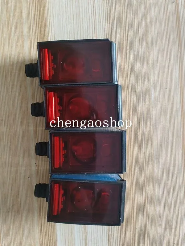 Фотоэлектрический датчик Sick DS35B15221 1057655 Photoelectric Sensor