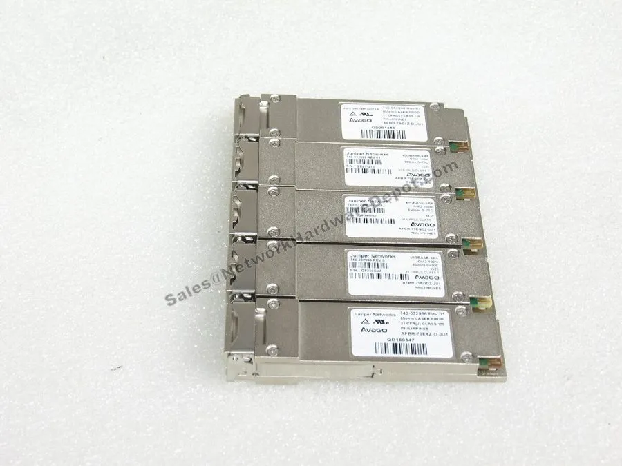 Трансивер Juniper Networks GENUINE, QFX-QSFP-40G-SR4 40 GE QSFP+ Transceiver