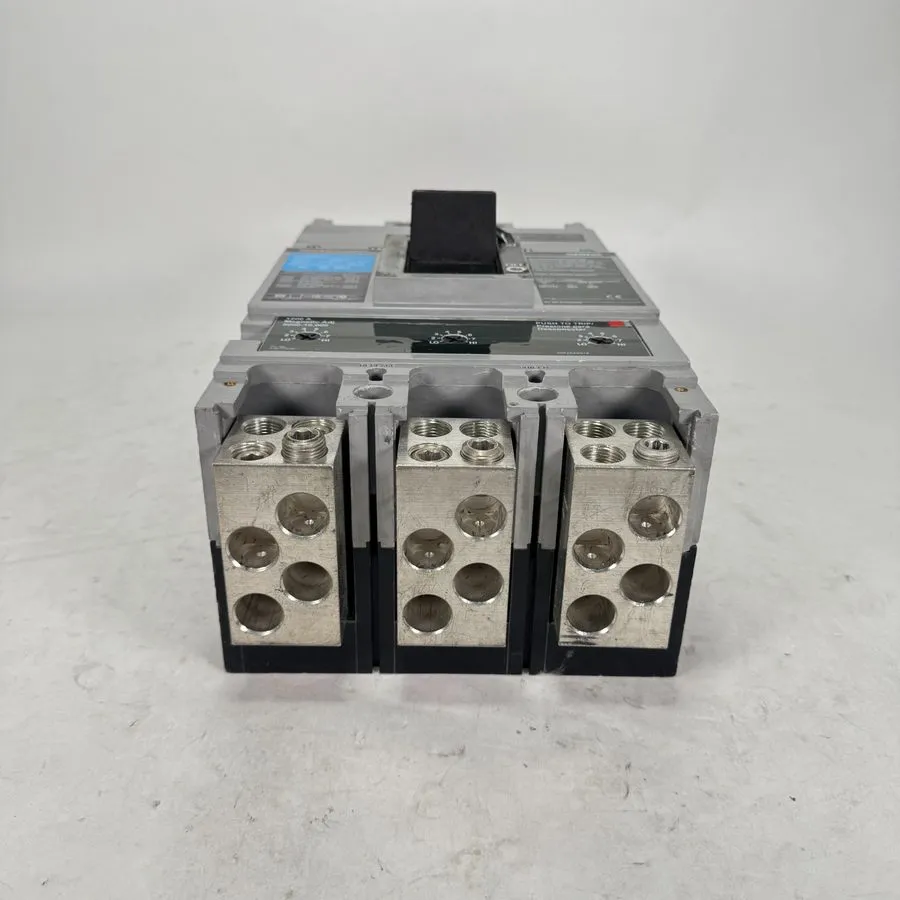 Автоматический выключатель SIEMENS SENTRON SERIES 1200A CIRCUIT BREAKER 3 POLE 6 — фото лота 3