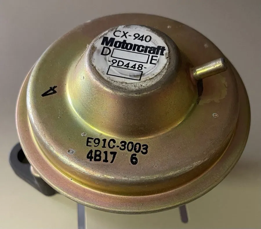 Клапан Motorcraft CX-940 Exhaust Gas Regulator Valve Kit — фото лота 1