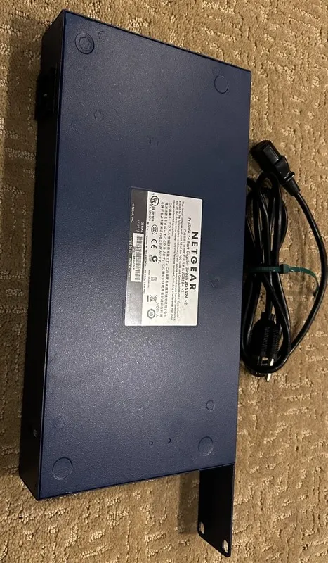 Коммутатор NETGEAR ProSafe Jgs524 24-port Gigabit Ethernet Switch JGS524NA