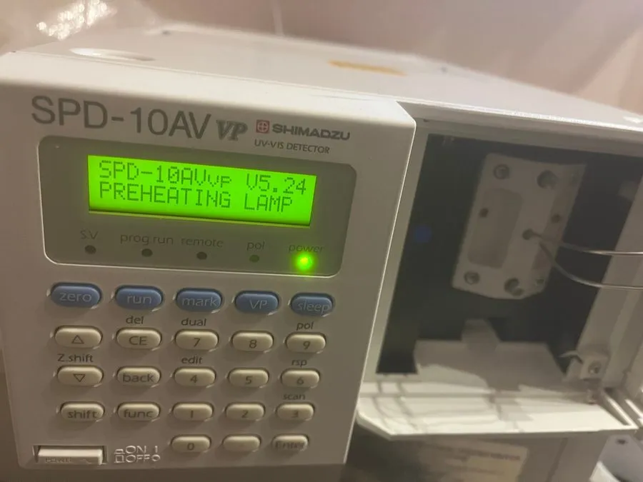 Хроматограф Shimadzu SPD-10AV VP HPLC System UV VIS Detector Agilent Waters HP