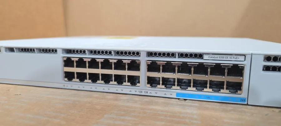 Коммутатор Cisco Catalyst 9200 C9200-24PXG-A V02 24-Port mGig PoE+ Switch Reset