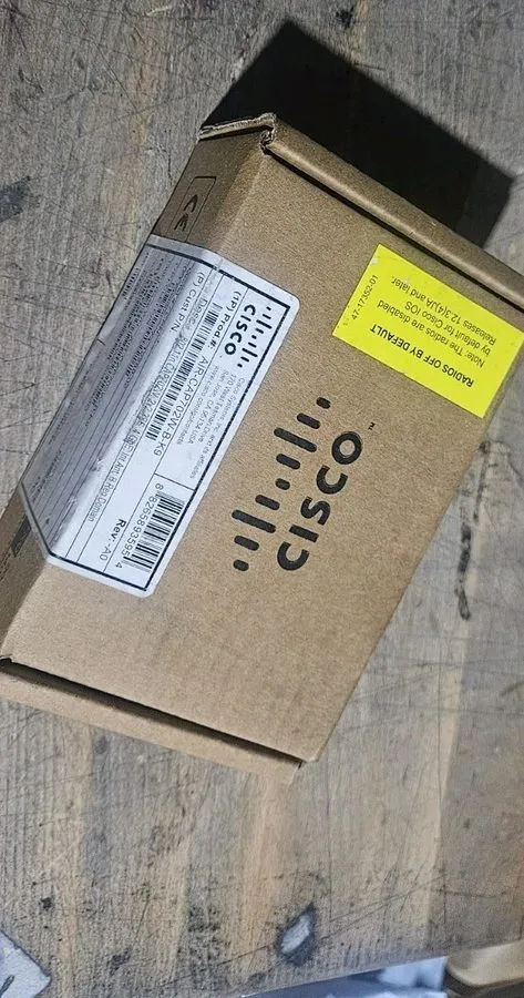 Точка доступа Wi-Fi Cisco AIR-CAP702W-B-K9 Aironet 702W 802.11n Dual Band Access — фото лота 2