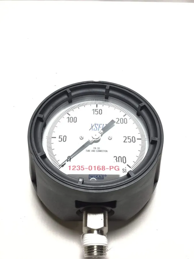 Трубопроводная арматура Wika instrument 300 PSI 1/2" NPT Lower Mount Gauge 98348 — фото лота 1