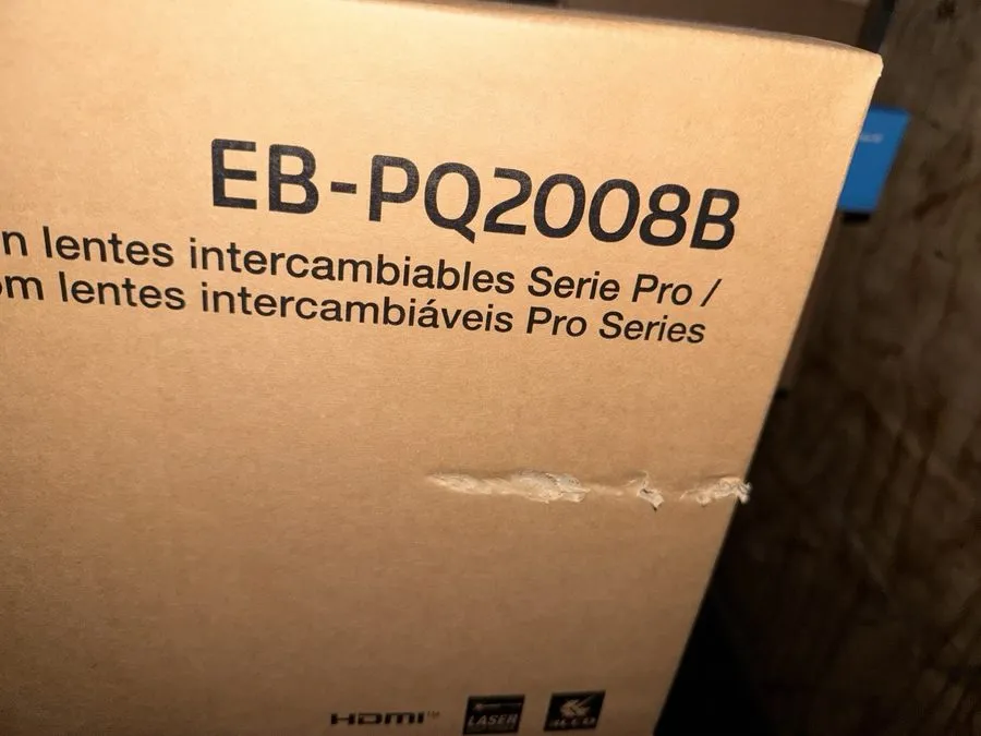 Проектор Epson EB-PQ2008B 8000 Lumens 4K 3LCD Laser Projector V11HB01820(No Lens — фото лота 1