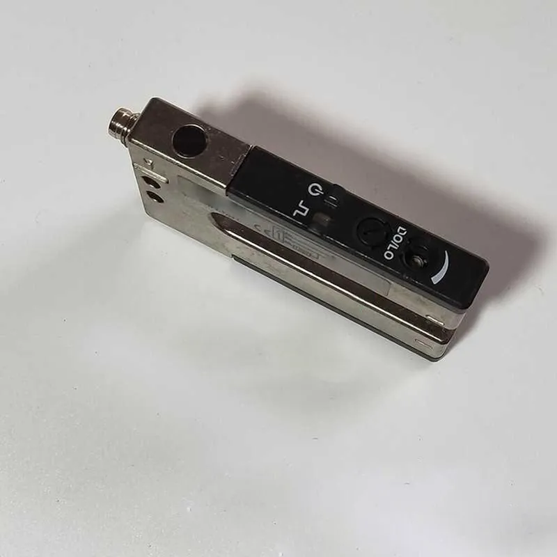 Фотоэлектрический датчик SLM10P6Q Fork Slot Photoelectric Sensor