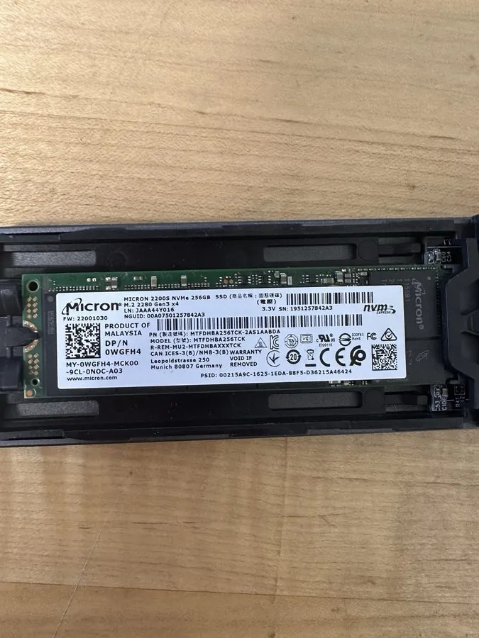 SSD-накопитель Micron 2200S 256GB M.2 2280 NVMe PCIe Gen3 x4 SSD MTFDHBA256TCK