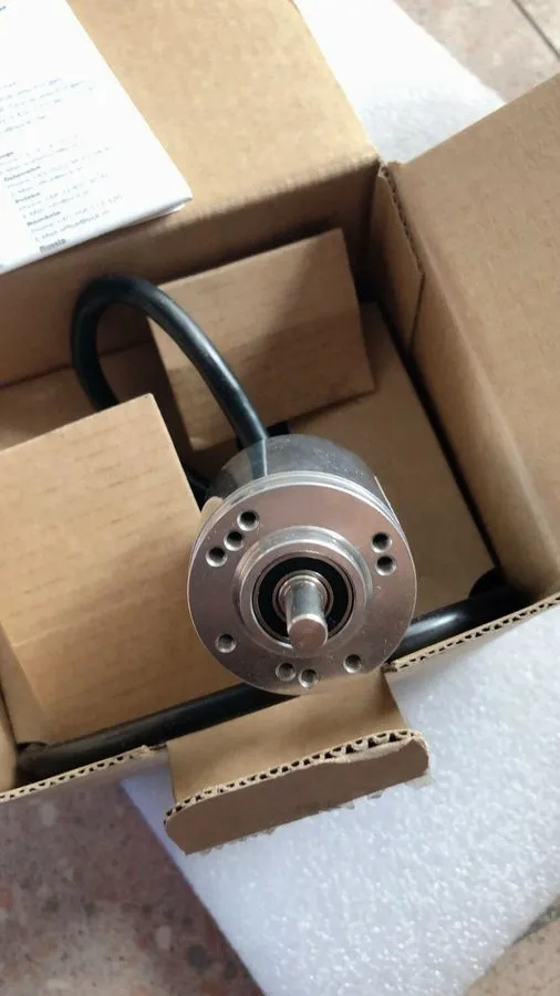 Энкодер 1 P C N EW SICK DBS36E-S3EJ01000 Compact Encoder