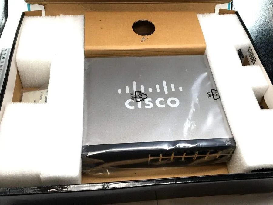 Коммутатор Cisco SG100-16 16 Port Unmanaged Gigabit Ethernet Switch Business Rac