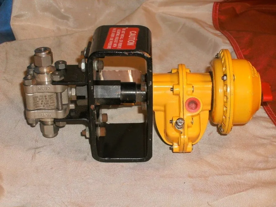 Клапан Swagelok SS-62TS4 Stainless Steel 3-Piece 60 Series Ball Valve FNSP
