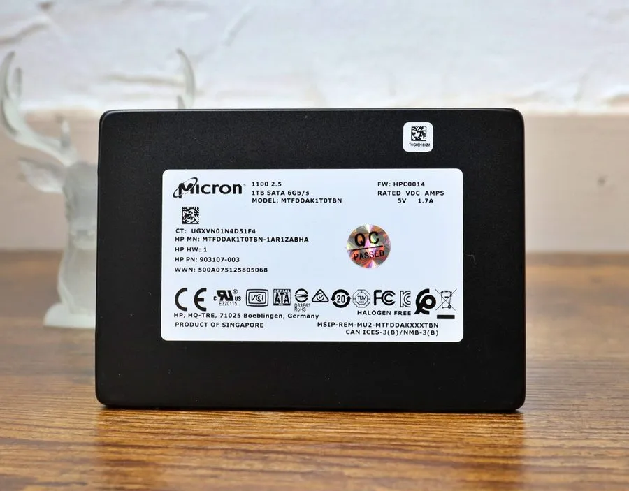 SSD-накопитель Micron 1100 MTFDDAK1T0TBN 1TB Internal SSD 2.5" SATA III 6Gbps TH