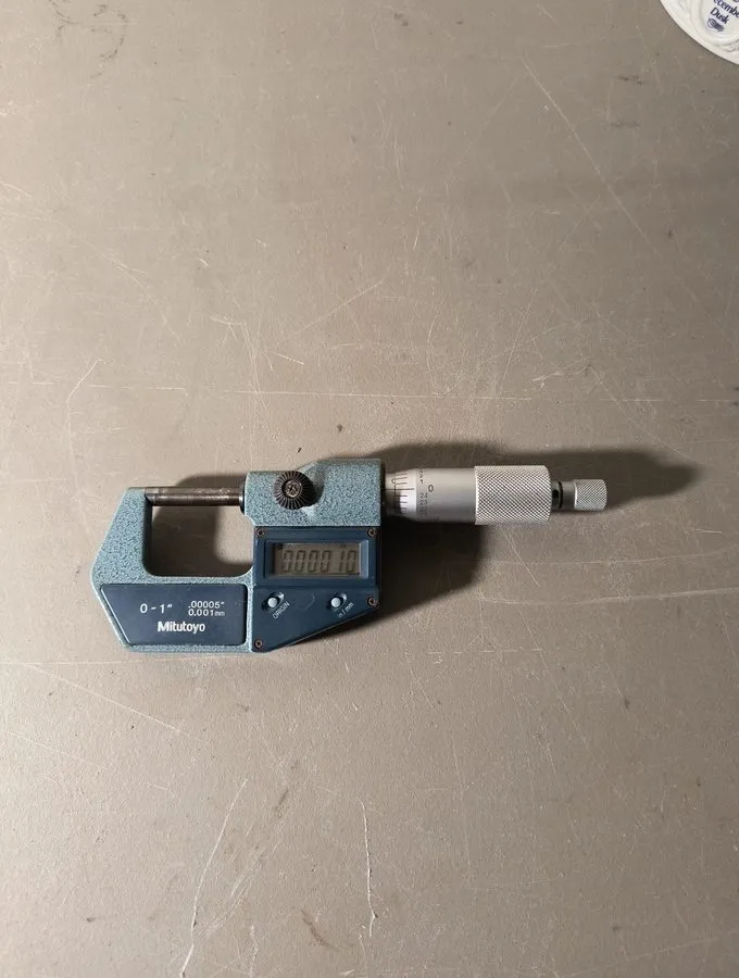 Микрометр 15584 Mitutoyo 293-761-30 digital micrometer 0-1" 0.001MM .00005"
