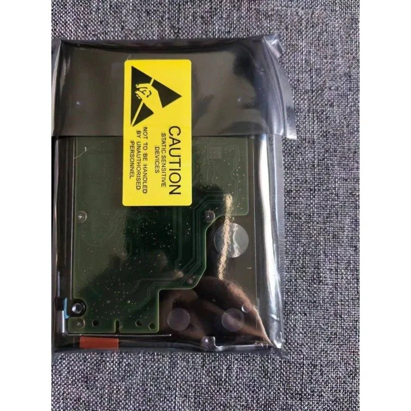Жёсткий диск EMC 005051631 600GB 10K 2.5" 12Gb SAS HDD D3-2S10-600 Unity 300 400