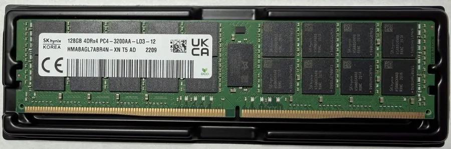 Модуль памяти SK Hynix 128GB 4DRx4 DDR4 PC4 HMABAGL7ABR4N-XN PC4-3200AA ECC LRDI — фото лота 1