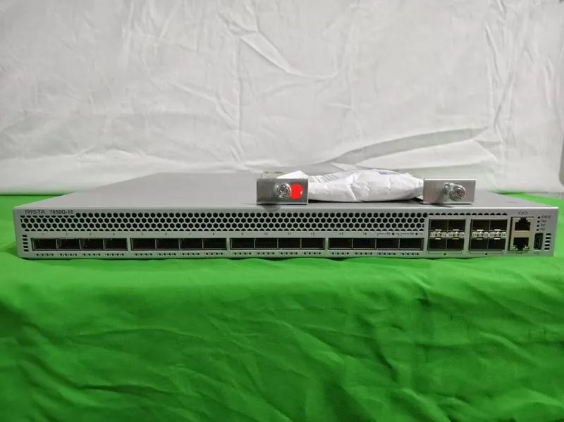Коммутатор Arista DCS-7050Q-16-R 16-Port 40Gb QSFP+ Switch w/ 8x 10Gb SFP+