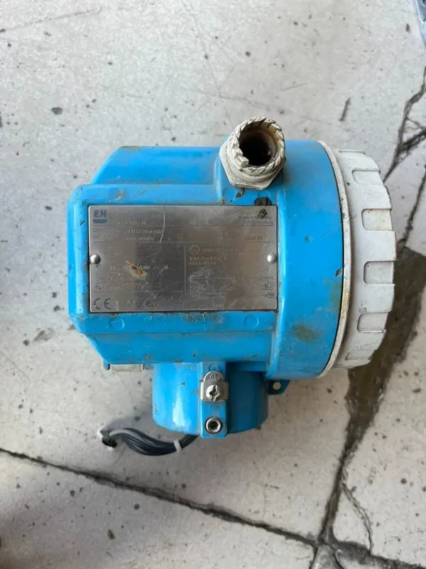Датчик уровня Endress+Hauser FMU42-1SB1A22A Radar Level Transmitter — фото лота 2