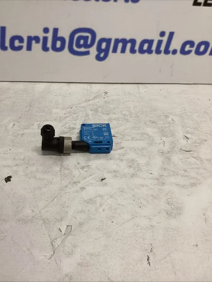 Фотоэлектрический датчик SICK 30V PHOTOELECTRIC SENSOR WS12-3D2430 I-283