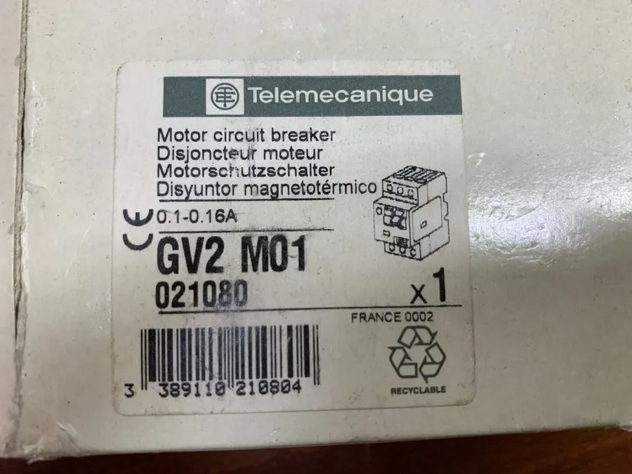 Автоматический выключатель TELEMECANIQUE GV2-M01 MOTOR CIRCUIT BREAKER 0.10-0.16
