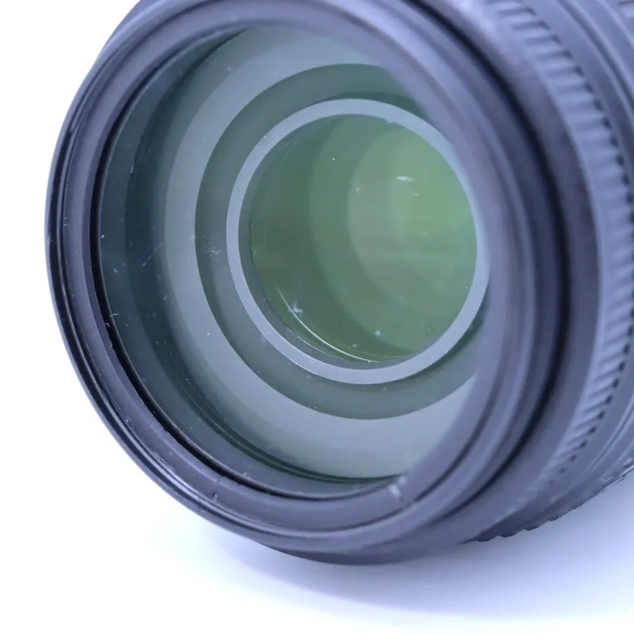 Объектив Nikon AF-S DX NIKKOR 55-300mm f/4.5-5.6G ED VR Telephoto Zoom Lens