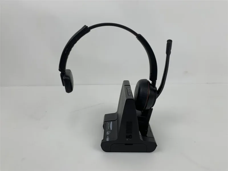 VoIP-шлюз Plantronics Poly W8200B Wireless Bluetooth Charger base and Headset