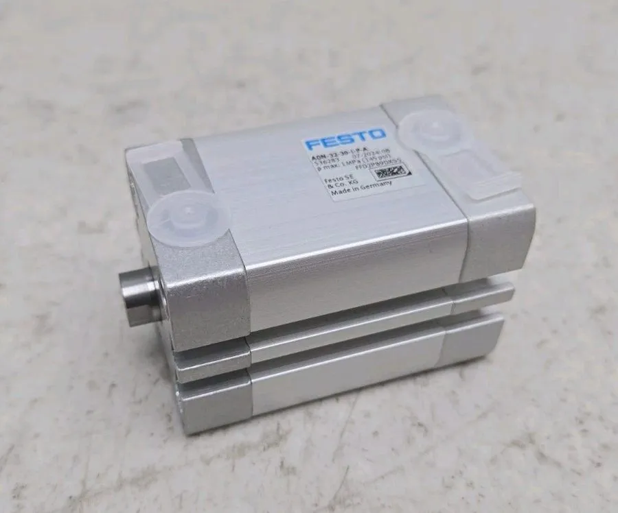Пневмоцилиндр Festo Compact Cylinder 32Mm 30Mm Stroke Double Acting G1/8 ADN-32-