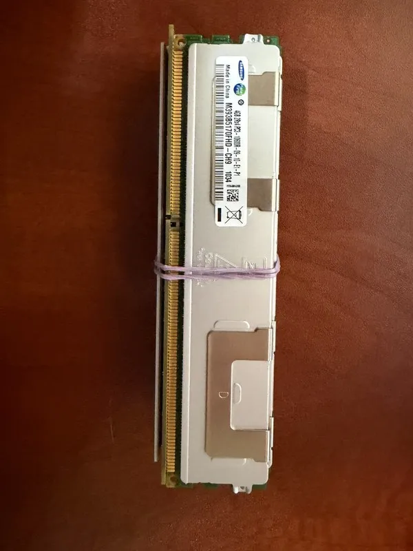 Модуль памяти Samsuang M393B5170FHD-CH9 4GB DDR3 PC3-10600R ECC RDIMM Server RAM