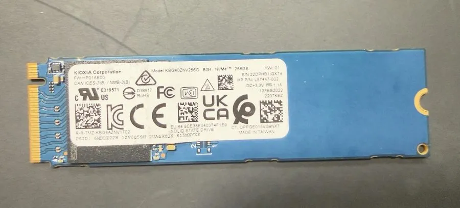 SSD-накопитель Kioxia BG4 256GB NVMe SSD Solid State Drive KBG40ZNV256G