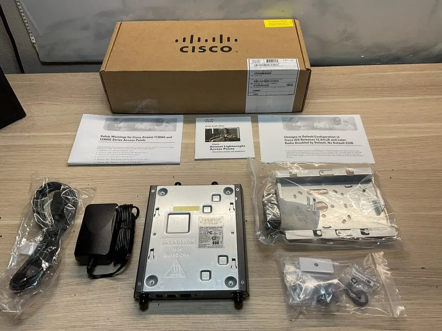 Точка доступа Wi-Fi Cisco Aironet 1242AG Wireless Access Point AIR-LAP1242AG-A-K