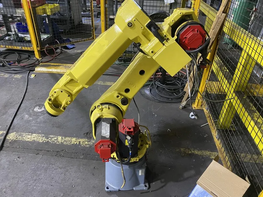 Робот FANUC ArcMate 120iC + R-30iB Controls
