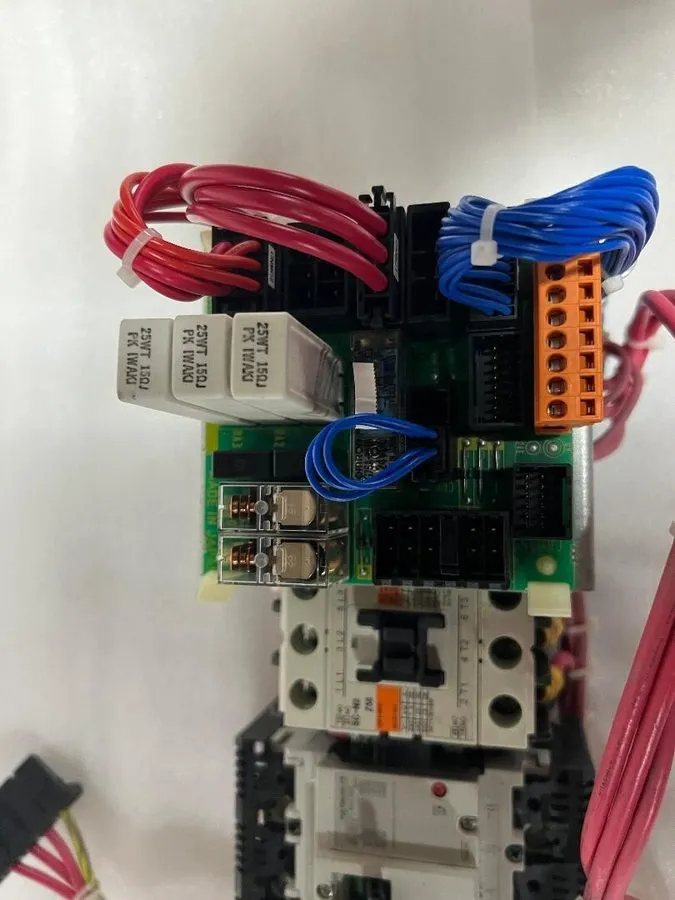 Оборудование ЧПУ Fanuc A05B-2501-C401 Emergency E Stop Unit
