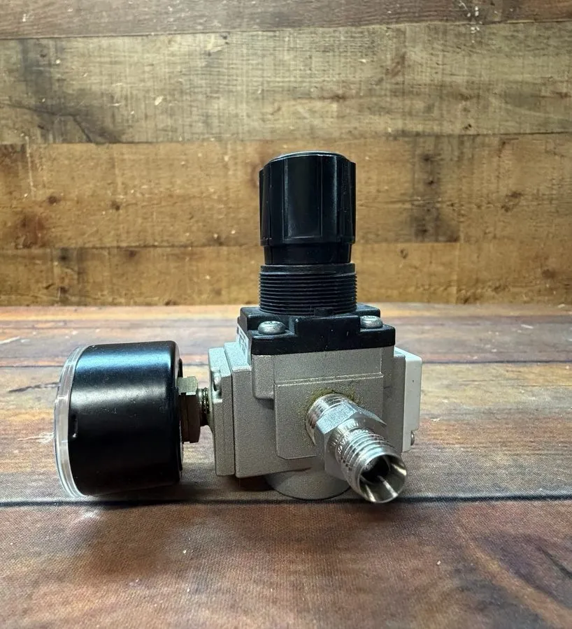 Трубопроводная арматура SMC AR20-F02 Pressure Regulator Set Press 0.05~0.85 MPa — фото лота 1