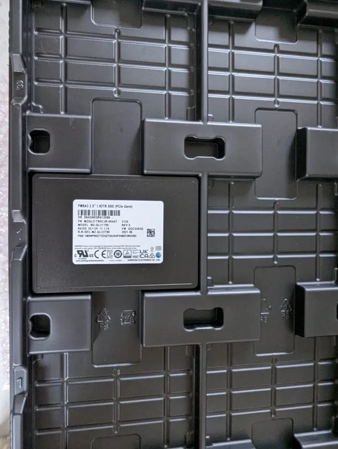 SSD-накопитель Samsung PM9A3 1.92TB U.2 SSD PCIE 4.0 NVME MZ-QL21T90 MZQL21T9HCJ
