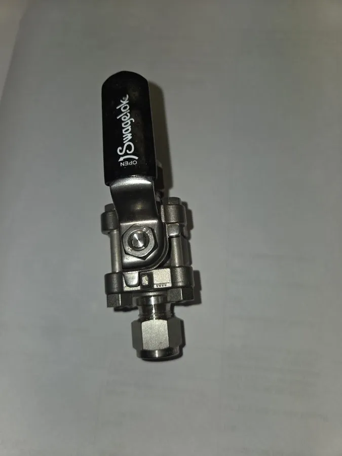 Клапан SWAGELOK SS-62TS6 3/8” tube ball valve 316 SS Stainless Steel — фото лота 1