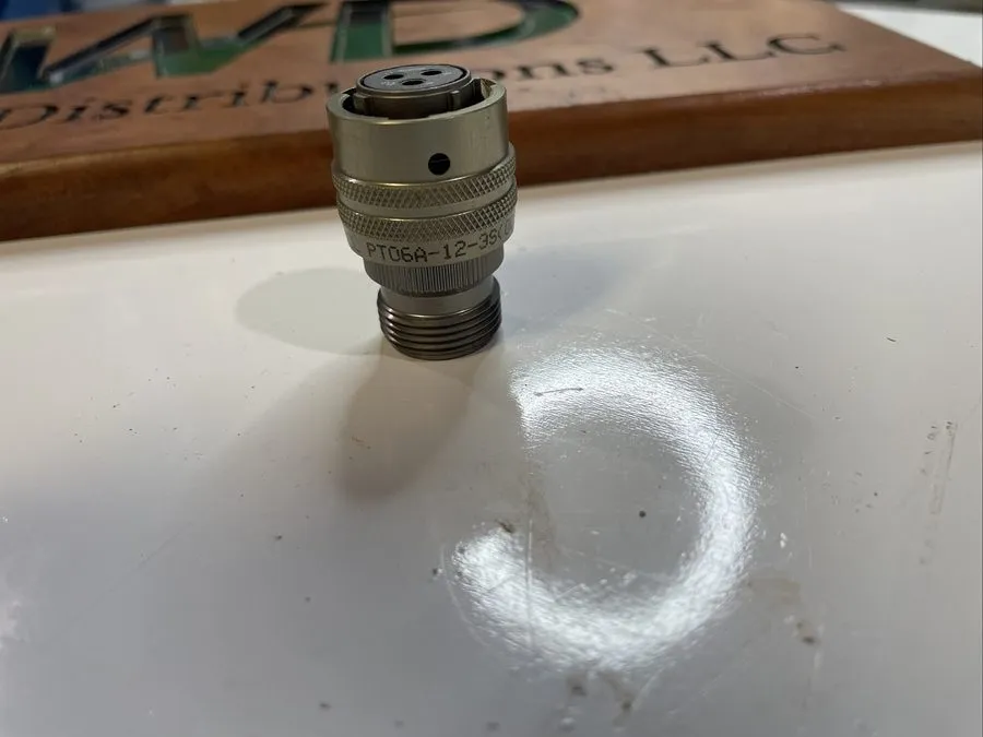 Электронный компонент Amphenol Industrial PT06A-12-3P