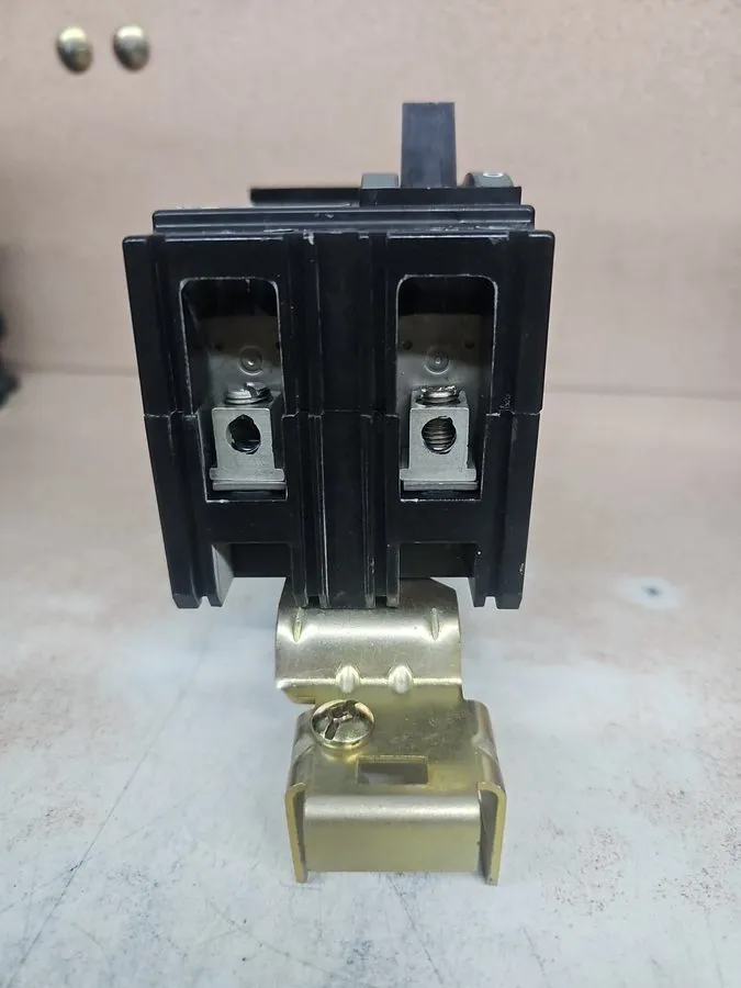 Автоматический выключатель Square D FA24020BC 2pole 480v 20 Amp Circuit Breaker