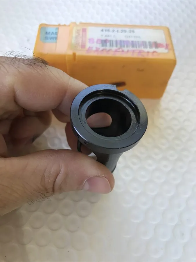 Режущий инструмент Sandvik Indexable Insert Drill Bushing 416.2-L20-25