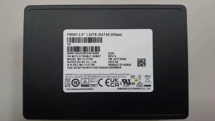 SSD-накопитель Samsung PM893 2.5" 1.92TB SATA III