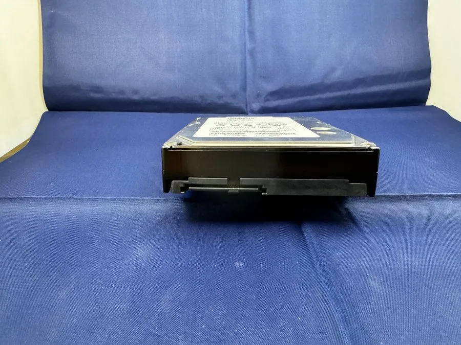 Жёсткий диск Hitachi Ultrastar 3.5" HUS156060VLS600 600GB 15K RPM SAS HDD Drive  — фото лота 1
