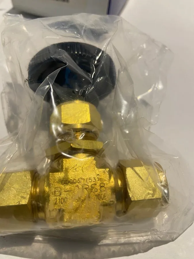 Клапан Swagelok B-1RS8 Brass Integral Bonnet Needle Valve FNSP — фото лота 2