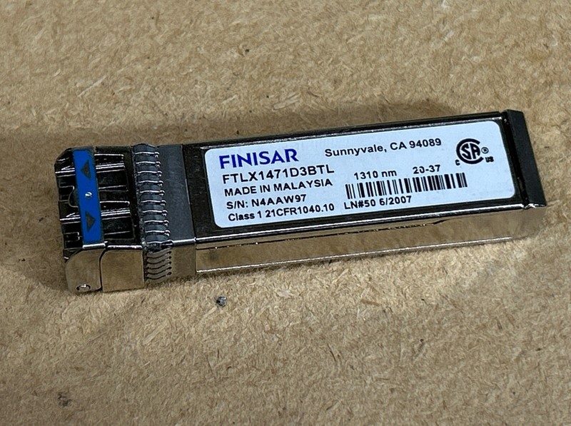 Трансивер Finisar FTLX1471D3BTL 10G SFP+ 10km 1310nm Single Mode Transceiver
