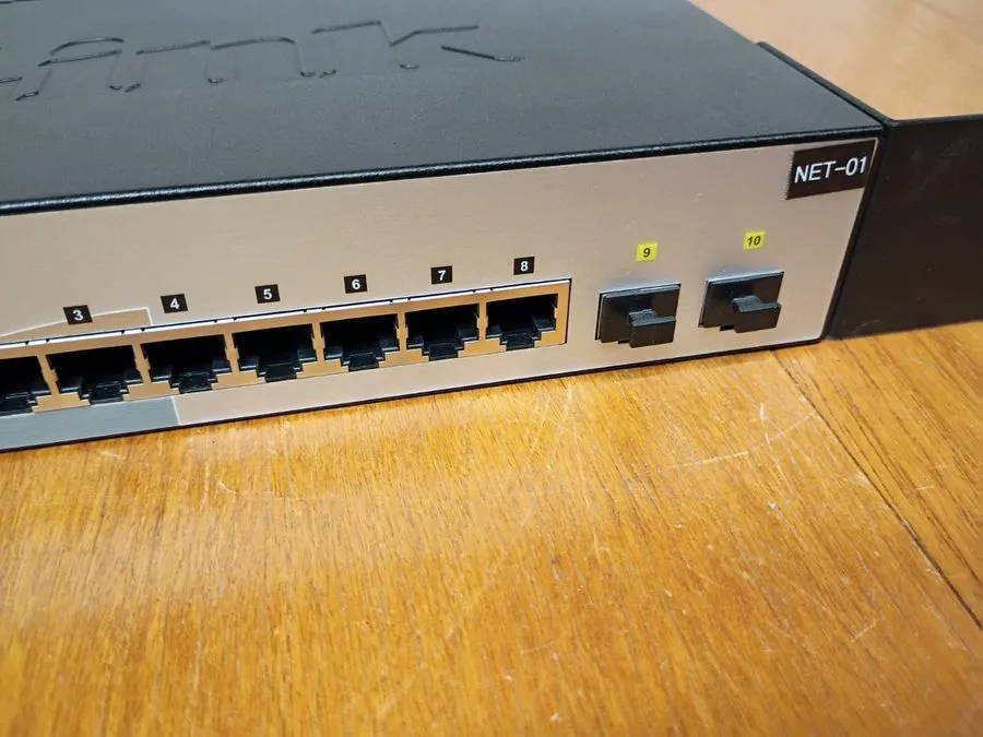 Коммутатор D-Link 10-Port Gigabit Smart Managed PoE+ (65W) Switch [DGS-1210-10P]