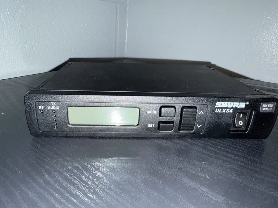 Радиосистема Shure ULXS4 554-590 MHZ-J1 Wireless Microphone Receiver