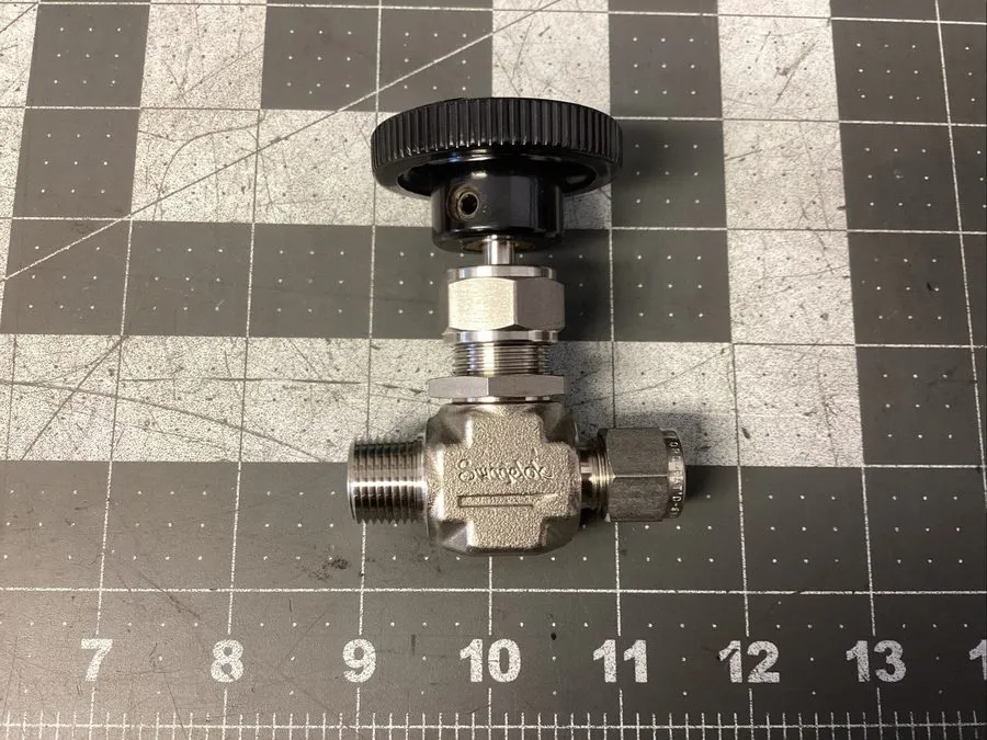 Клапан Swagelok 3/8" Stainless Steel Bonnet Needle Valve SS-1RS6 (LXE9J)