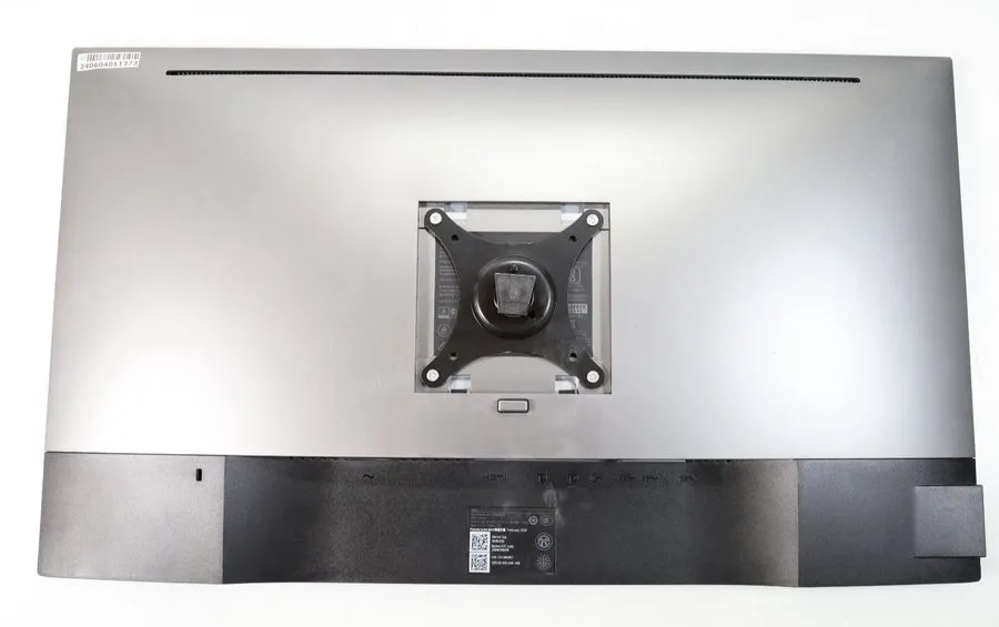 Монитор Dell UltraSharp U2718Q 27" 3840 x 2160 4K HDMI DP IPS LED Monitor No Sta
