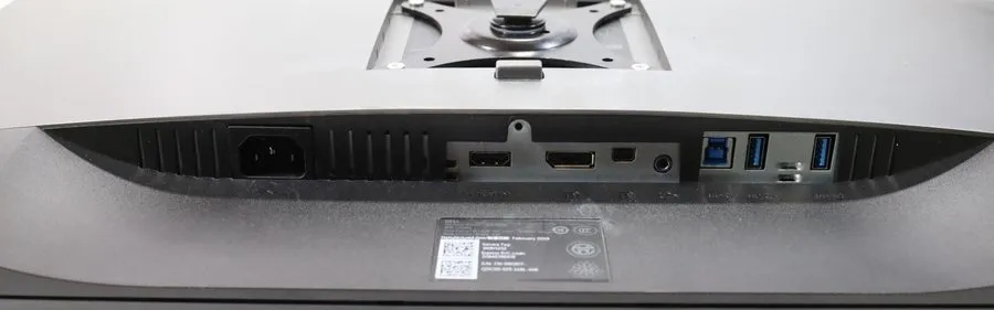 Монитор Dell UltraSharp U2718Q 27" 3840 x 2160 4K HDMI DP IPS LED Monitor No Sta — фото лота 3