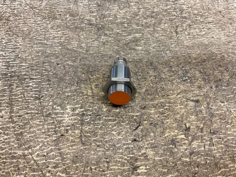Датчик приближения ones IFM IGS204 Sensor&Proximity Switch