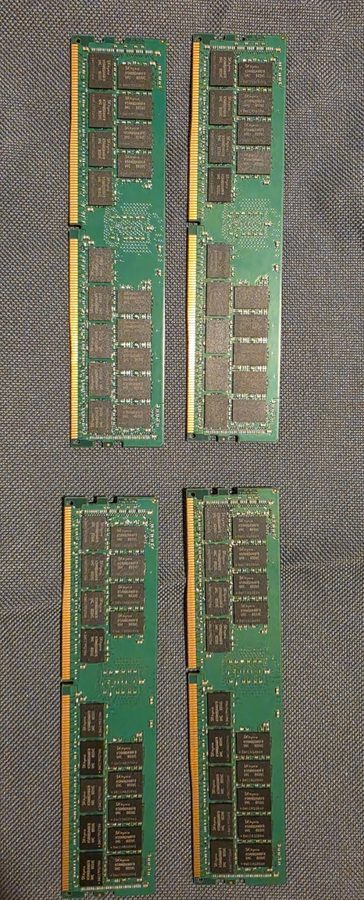 Модуль памяти SK hynix 32GB DDR4 Server RAM 2Rx4 PC4-2400T Registered ECC HMA84G