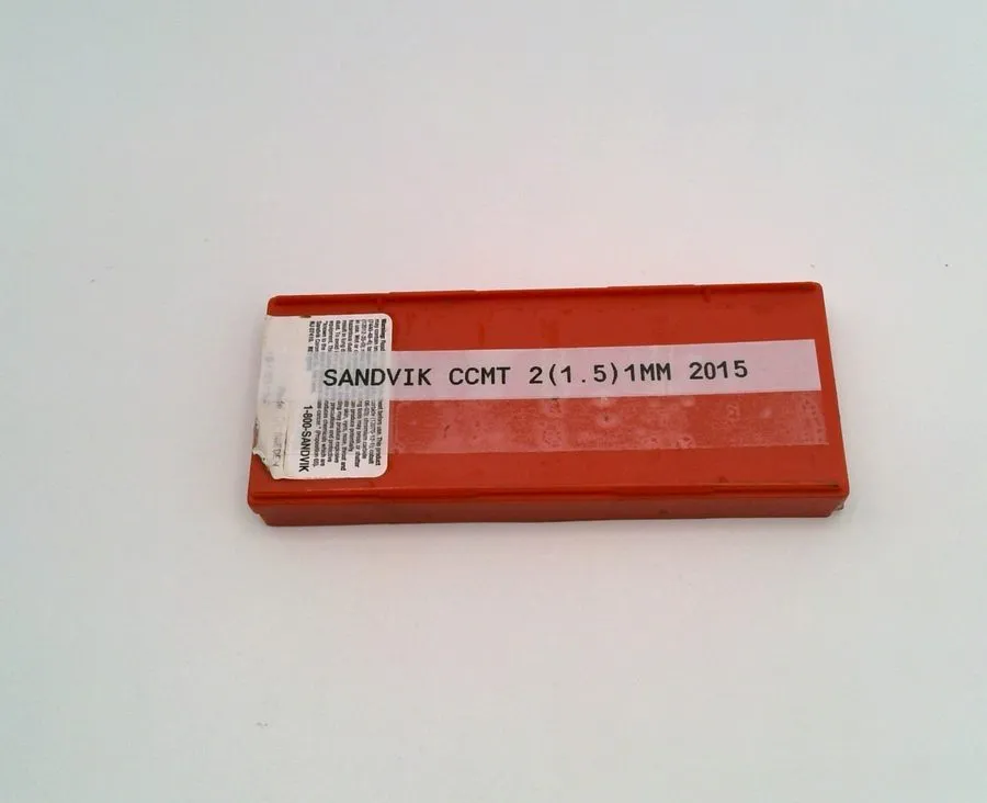 Режущий инструмент Sandvik / CCMT060204-MM 2015 / carbide turning insert — фото лота 1